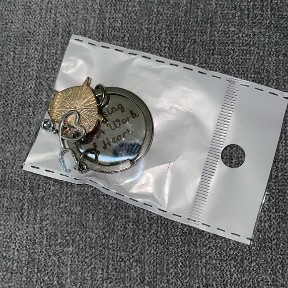 Nurse Wine Tumbler Set - Picture 3 of 4